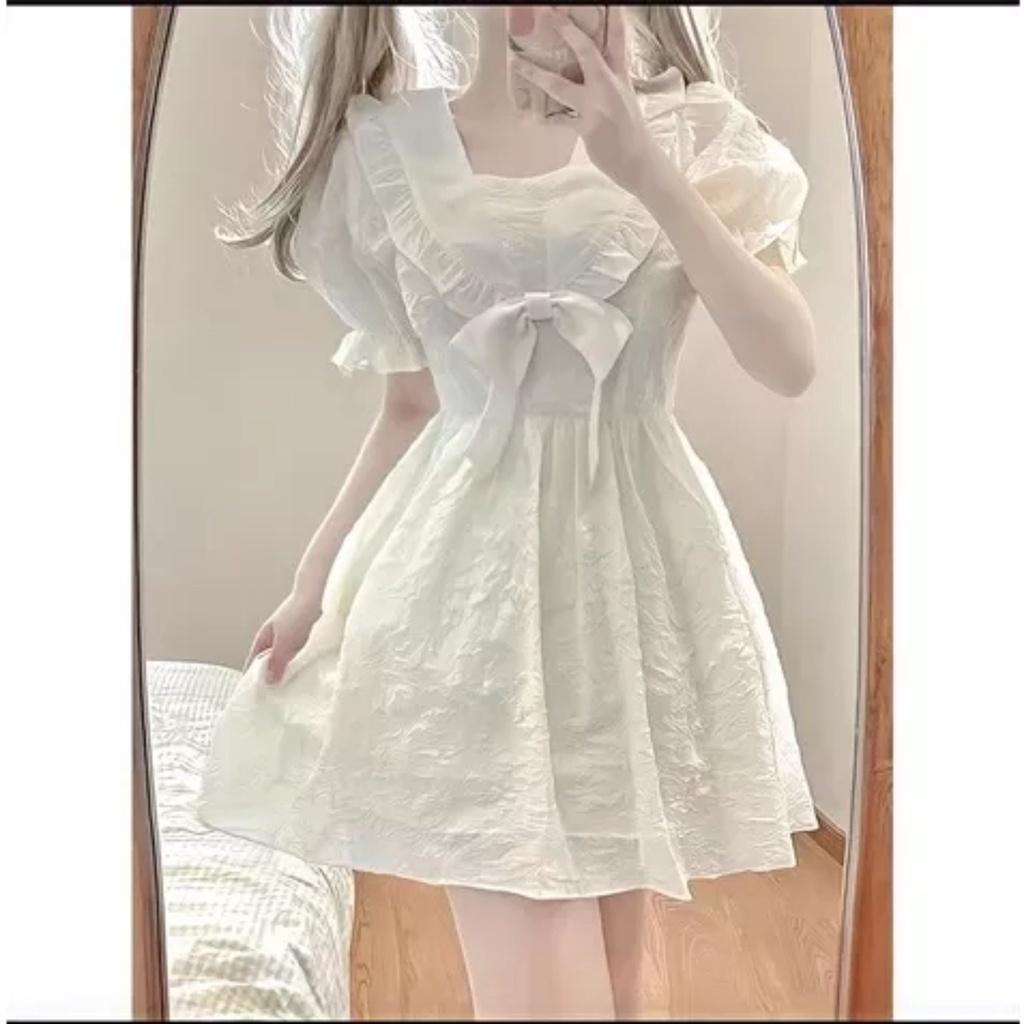 Đầm Nữ Cổ Sen Buộc Nơ Vải Gấm Tay Bèo Dáng Xòe