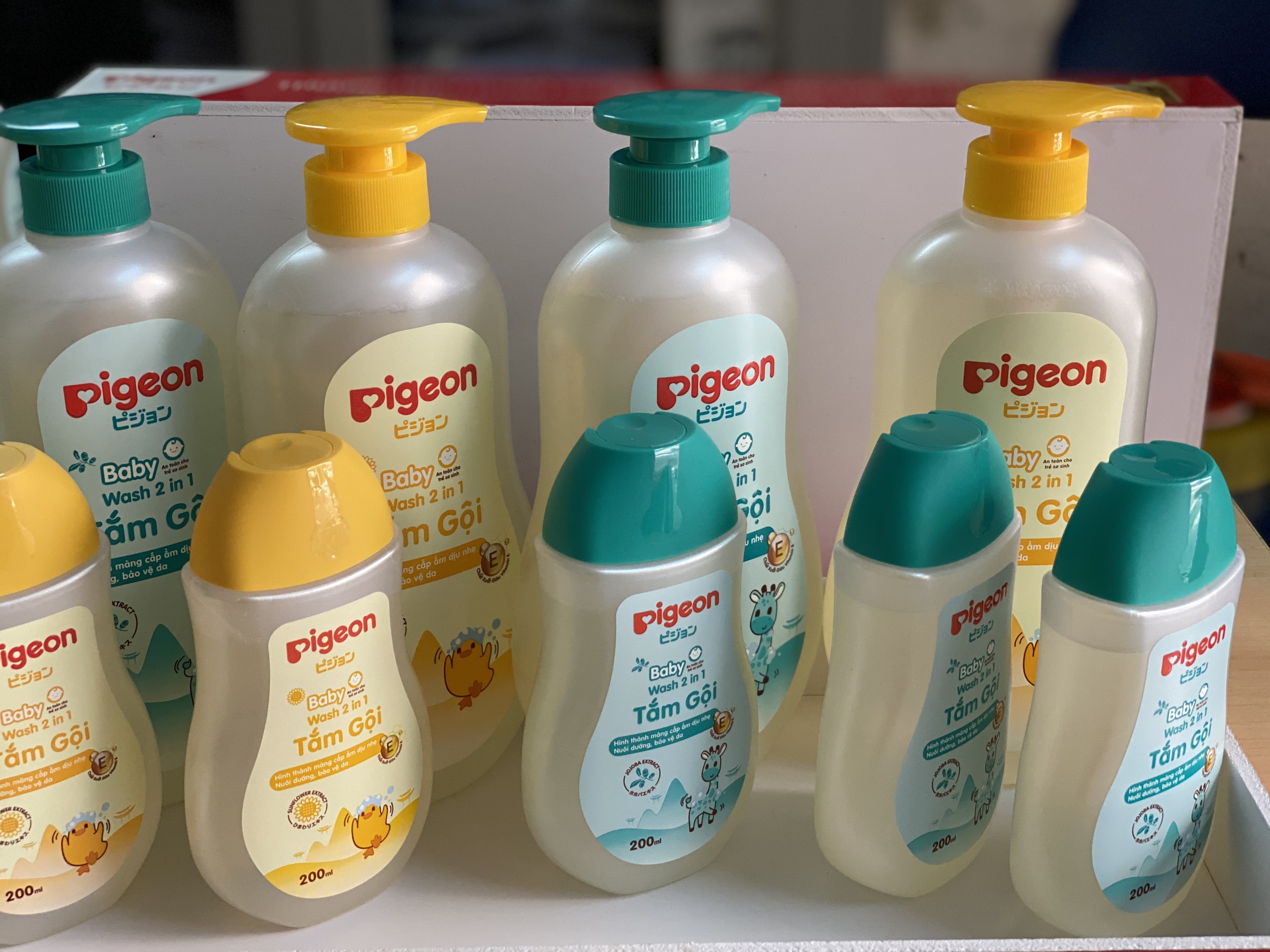 Tắm Gội Pigeon Dịu nhẹ Hương Jojoba 200Ml