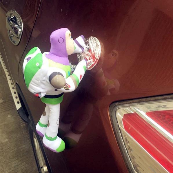 Búp Bê Buzz Lightyear Vui Nhộn Trang Trí Nóc Xe Hơi