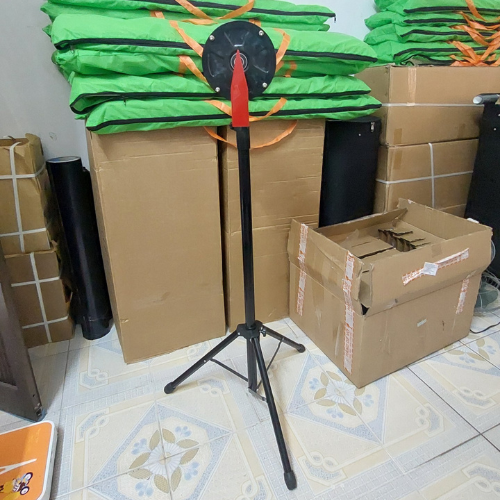 STANDEE VÒNG QUAY MAY MẮN - VẬT LIỆU KÍCH CẦU TRONG NGÀNH MUA BÁN