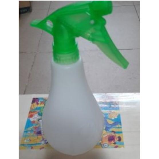 Bình xịt nước tưới cây