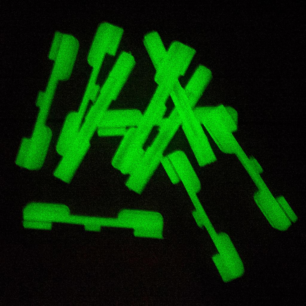 10pcs Fluorescent Glow Stick Clip Fishing Rod Clips Small S