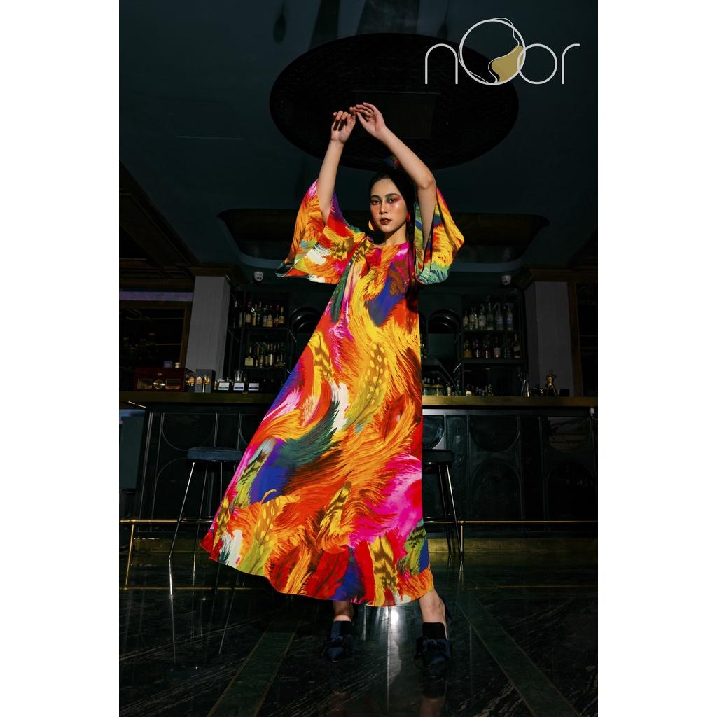 Váy tay bồng rực rỡ Le Paon - NV522