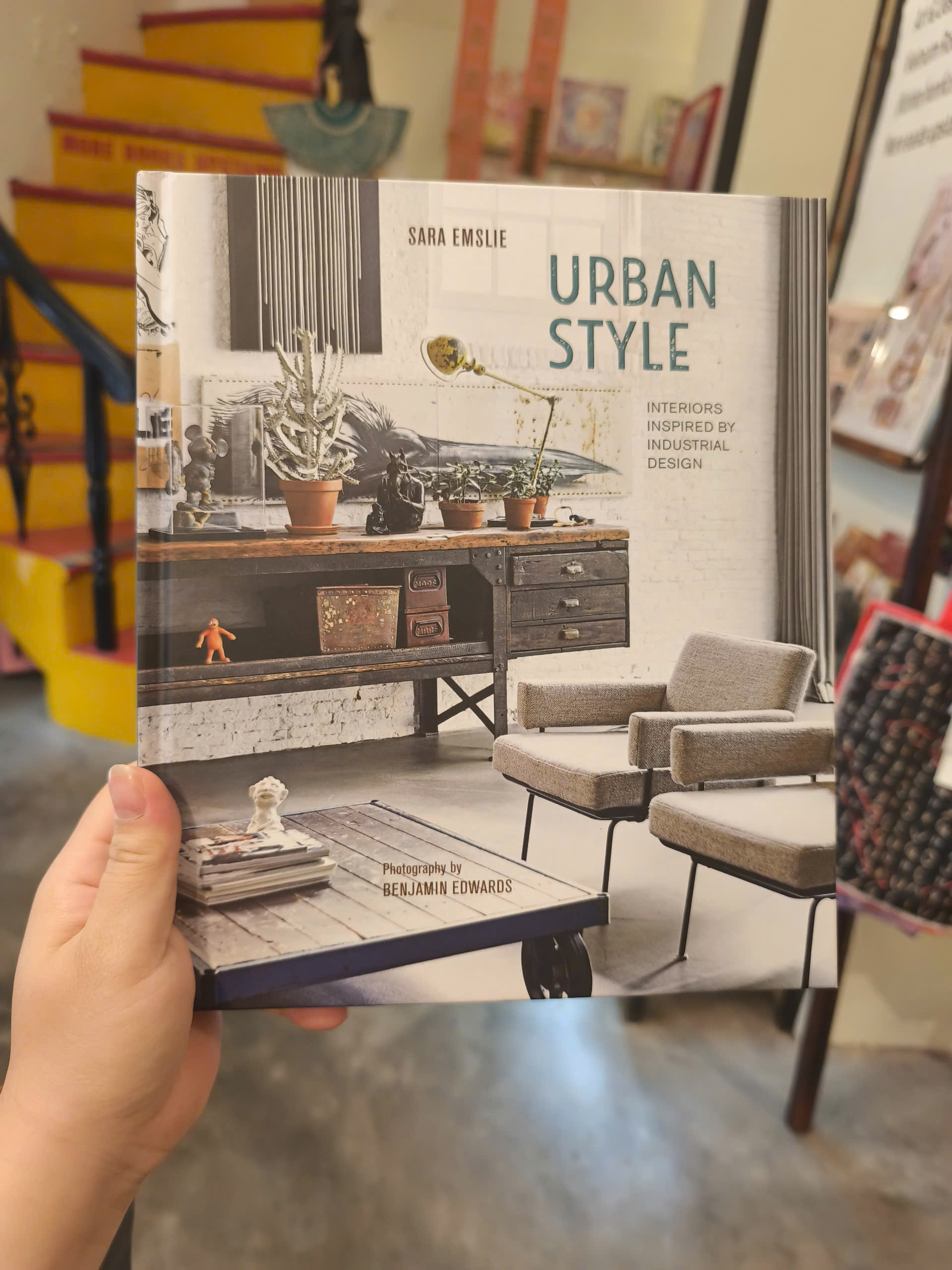 Sách - Urban Style: Interiors Design | Architecture / Art / Ngoại văn Nhập khẩu UK / Bìa cứng