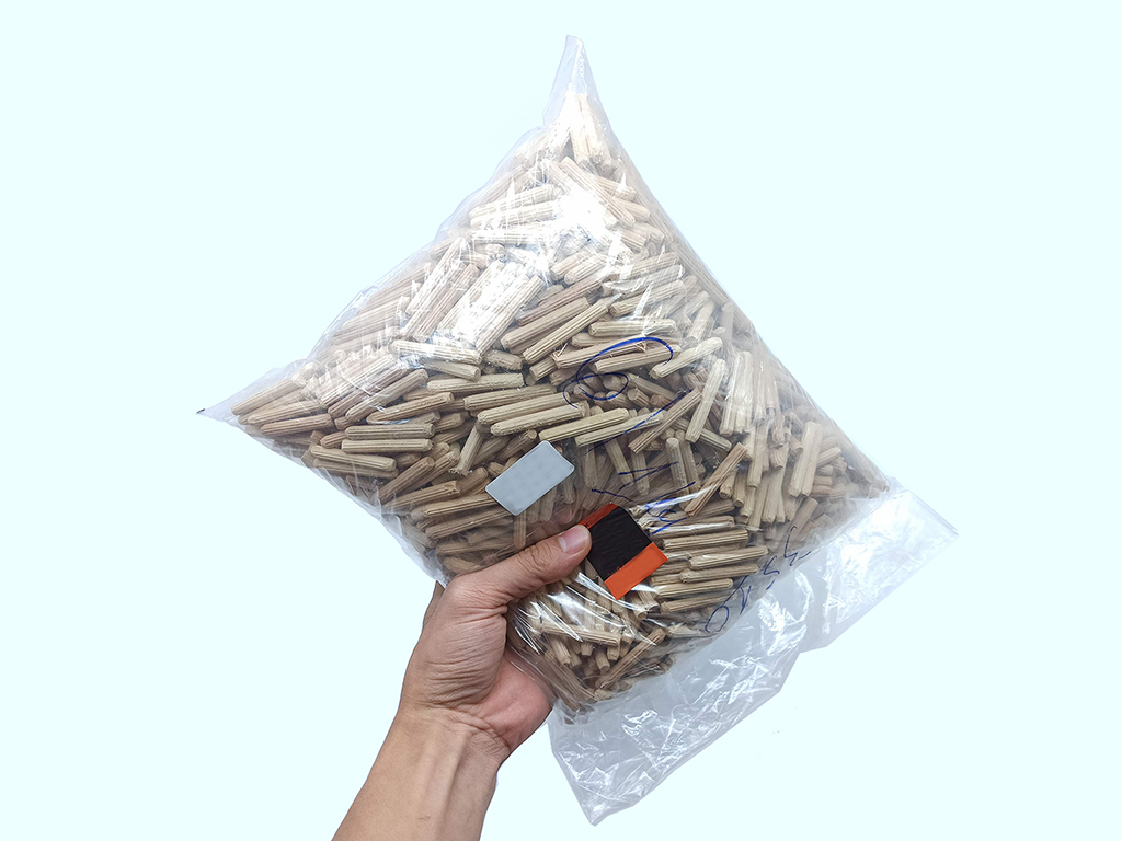 Chốt gỗ loại 1 túi 1KG