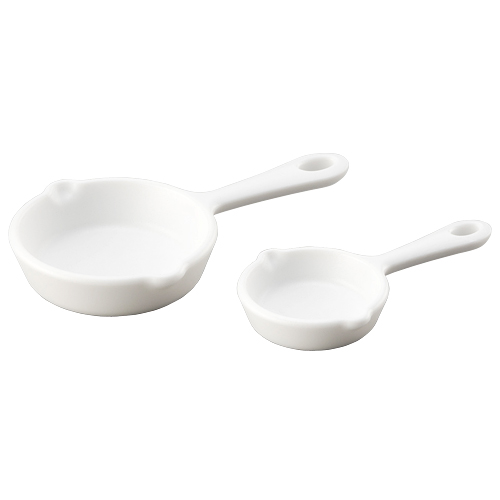 Set 2 muỗng đo lường Inomata hình chảo (2 màu)