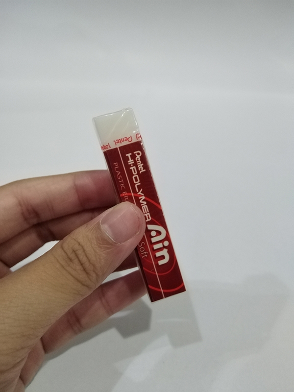 Bộ 2 Gôm Nhật - Ain Pentel ZETS07 - Màu Đỏ