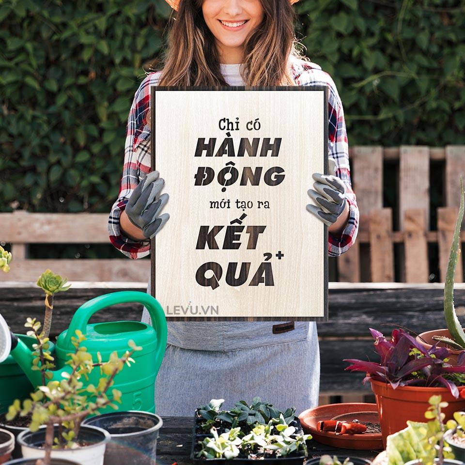 Tranh treo tường phòng làm việc LEVU LV033 "Chỉ có hành động mới tạo ra kết quả"