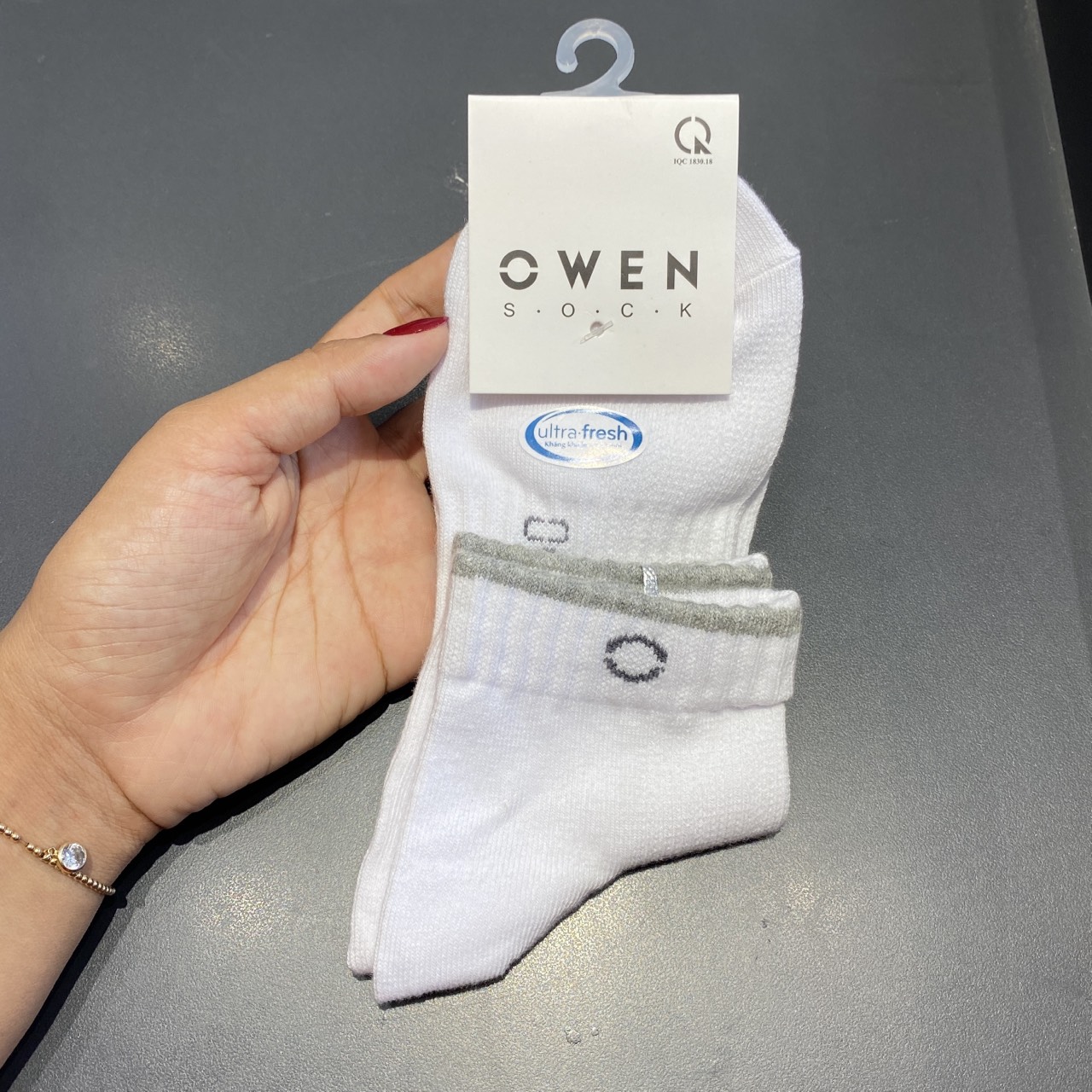 OWEN - Tất nam cổ trung Owen 100% cotton khử mùi