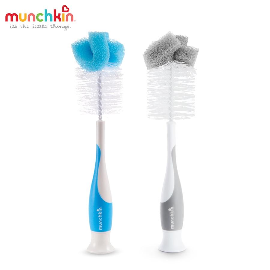 Cọ bình sữa có đầu mút Munchkin, là trợ thủ đắc lực giúp Mẹ nhanh chóng dễ dàng vệ sinh