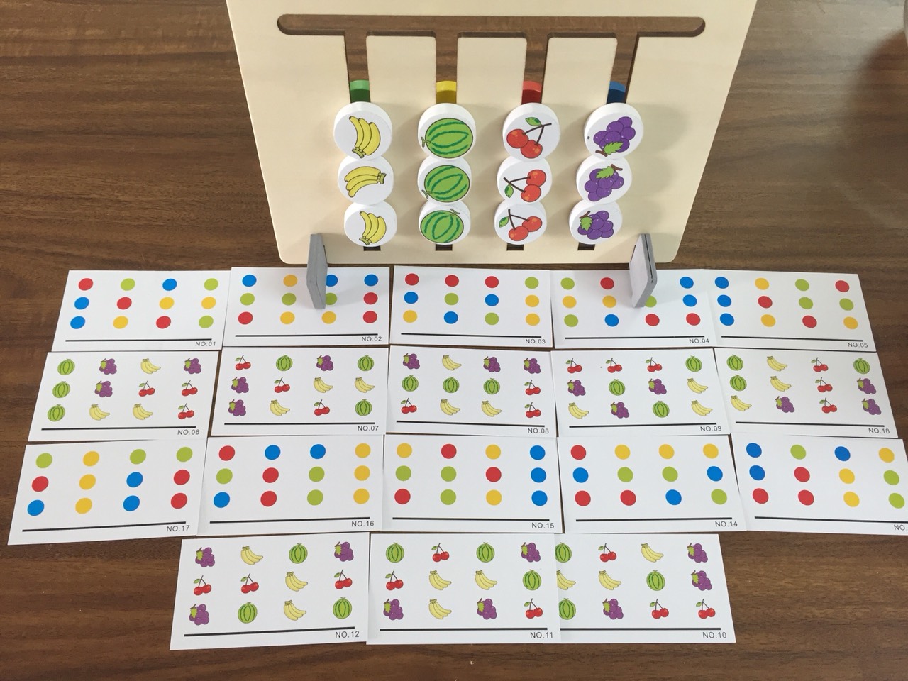 Đồ chơi gỗ - Bộ tư duy logic Toán học Chấm tròn - Trái cây Montessori