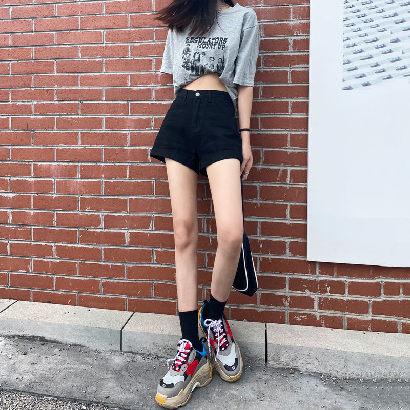 Quần đùi nữ, quần short nữ kaki basic hàn quốc màu đen size S M L SKUQ-09A
