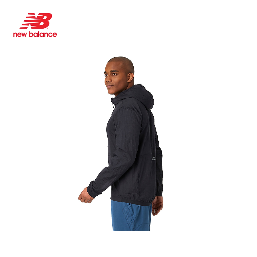 Áo khoác tay dài có nón thể thao nam New Balance Impact Run Light Pack - MJ01237 (form Quốc tế