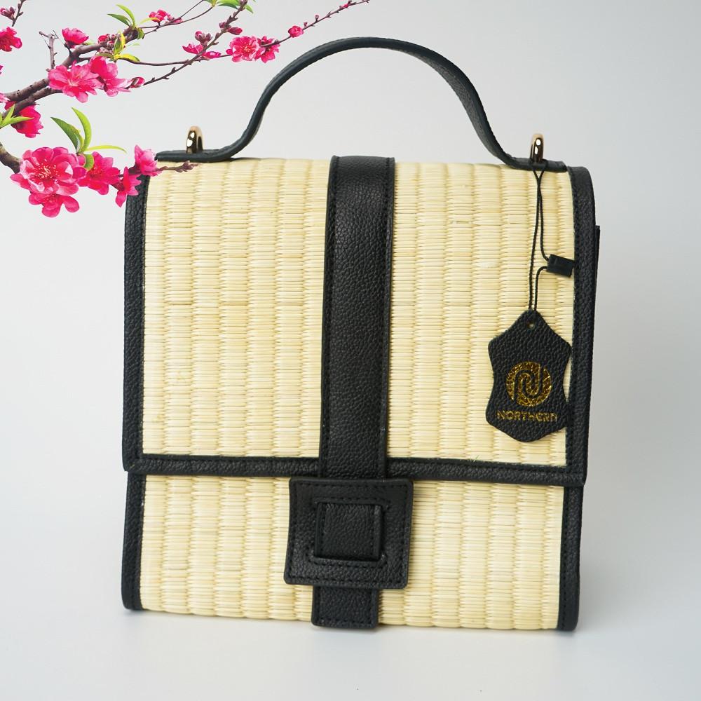 Túi cói thời trang màu đen NORD111