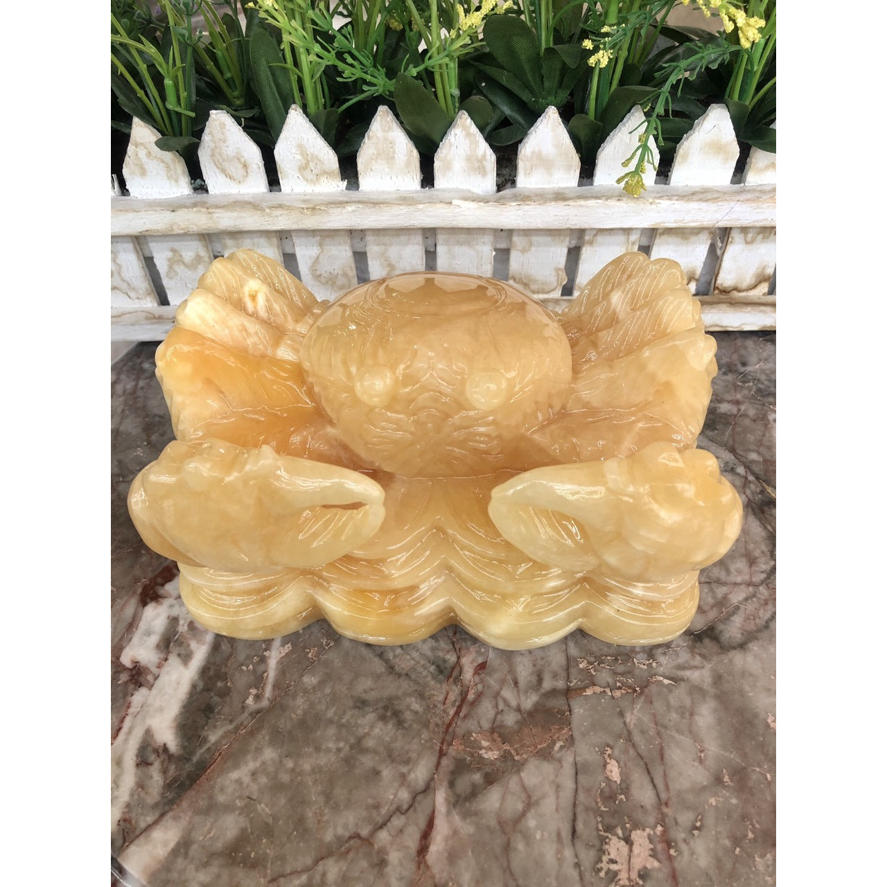 Tượng Cua phong thủy đá ngọc hoàng long đặt bàn làm việc - Dài 15 cm