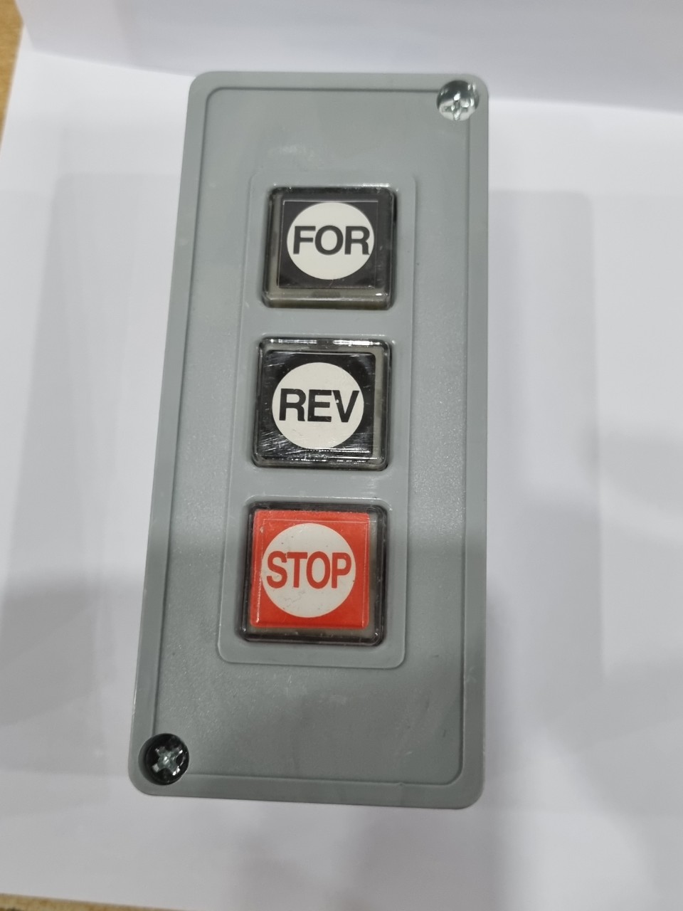Hộp Nút Nhấn TPB-3 250VAC-3A