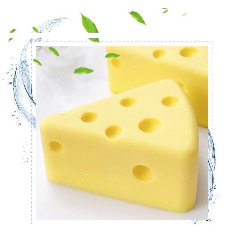 Khuôn làm bánh, pudding ăn dặm cho bé bằng silicon hình phomai, khuôn thỏ heo làm rau câu cho bé