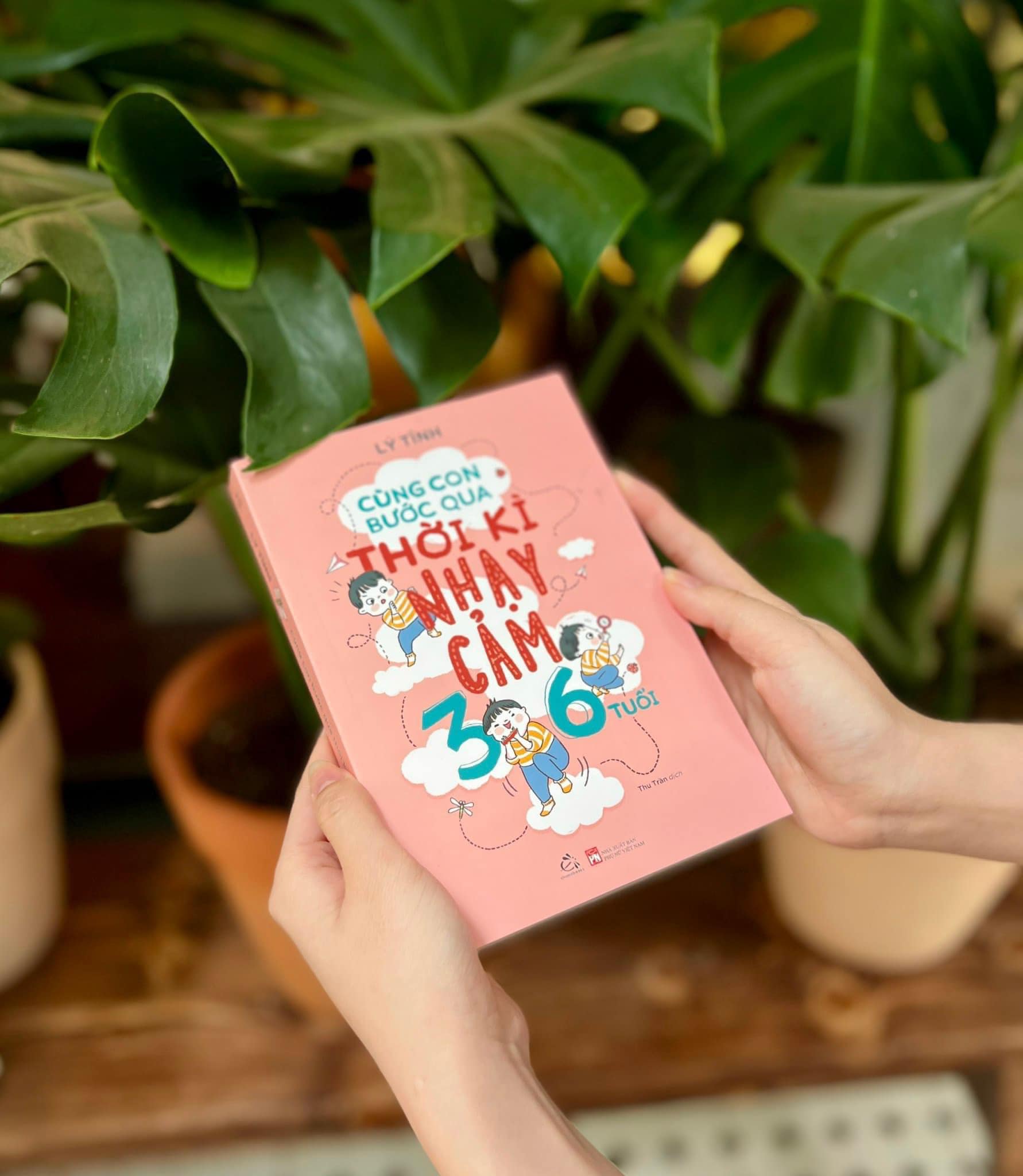 Cùng Con Bước Qua Thời Kì Nhạy Cảm