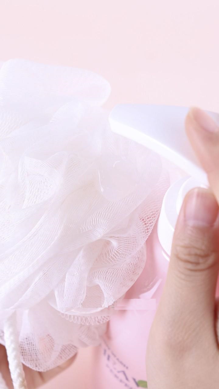 Combo 02 chai Sữa tắm dưỡng ẩm, làm trắng da cao cấp Heavening Perfect TẶNG KÈM Hộp & Túi đựng