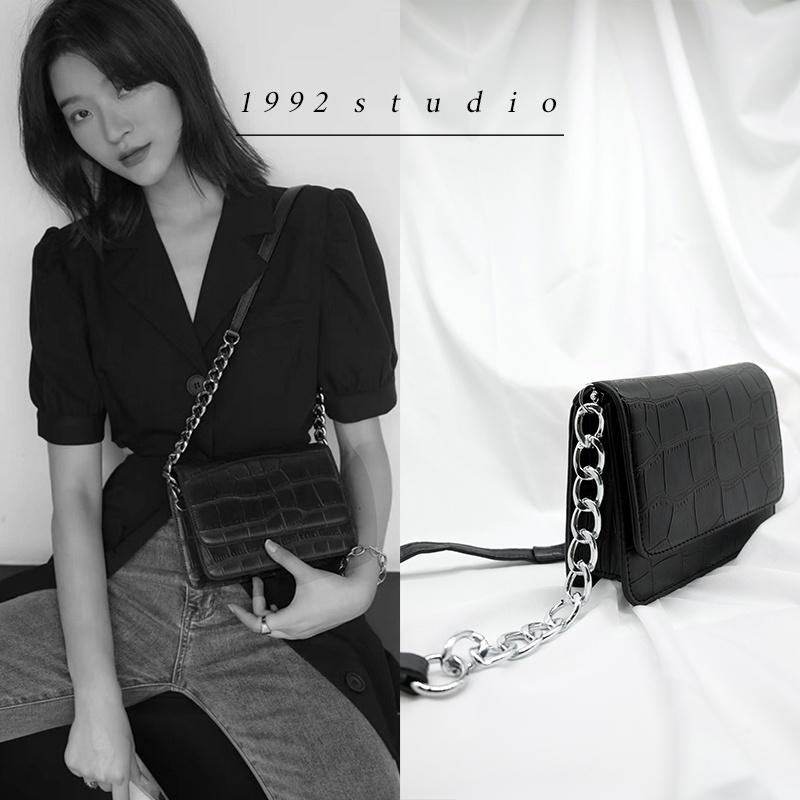 Túi xách nữ/ 1992 s t u d i o/ LOVELL BAG/ túi xách màu đen đơn giản