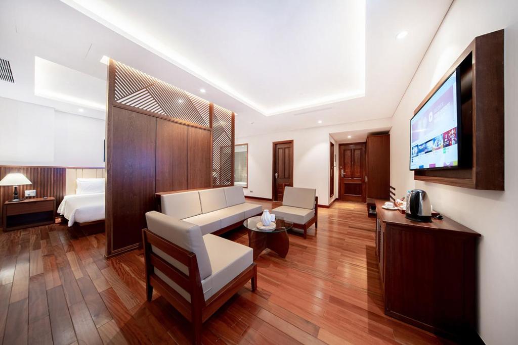 Combo 3N2D KS Green Beach Hotel Nha Trang: VMB khứ hồi Hà Nội - Nha Trang + Phòng Tiêu Chuẩn + Ăn sáng