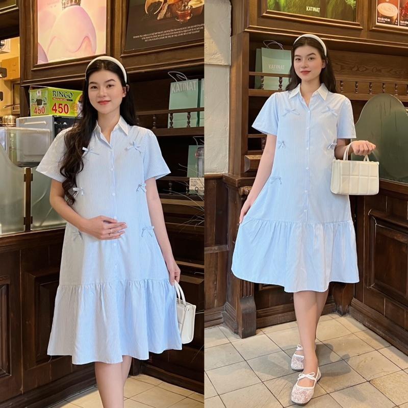 Đầm bầu công sở vải sọc cotton hàn cổ sơ mi đính nhiều nơ xinh Váy Bầu Dễ Thương - Xanh nhạt