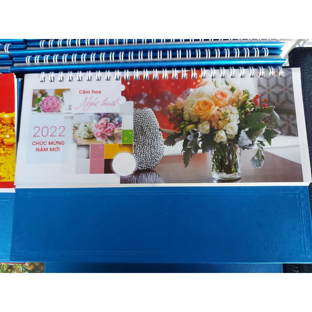 Lịch Để Bàn Chữ M 2022 - Mẫu Ngẫu Nhiên