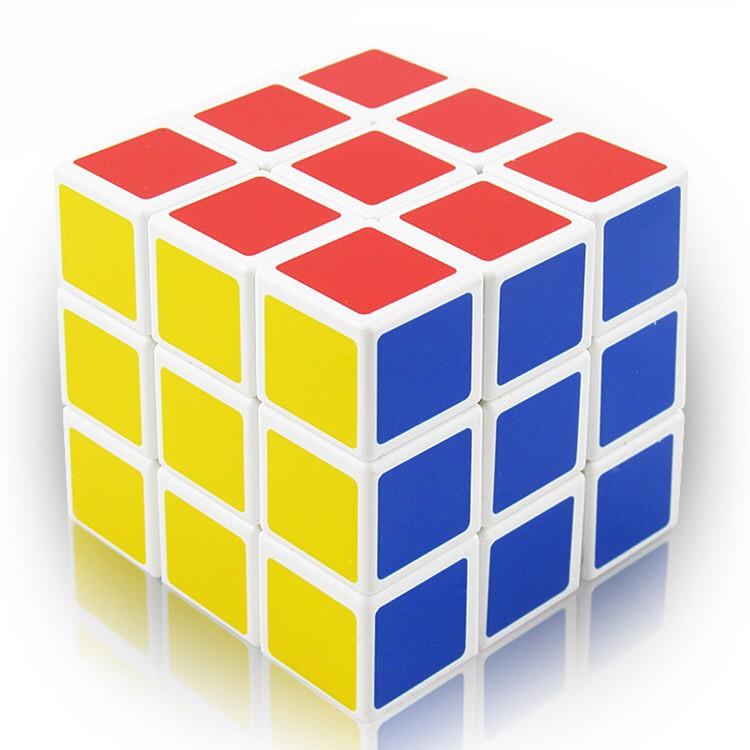 Rubik 3*3 đồ chơi rèn luyện phát triển trí não cho bé