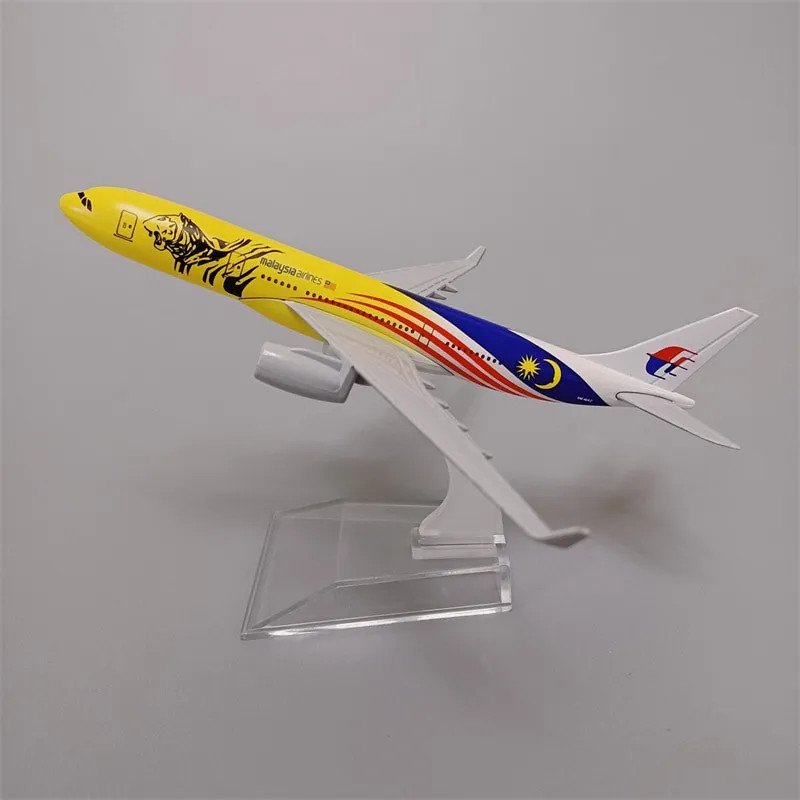Mô hình máy bay tĩnh B737 Malaysia 16cm