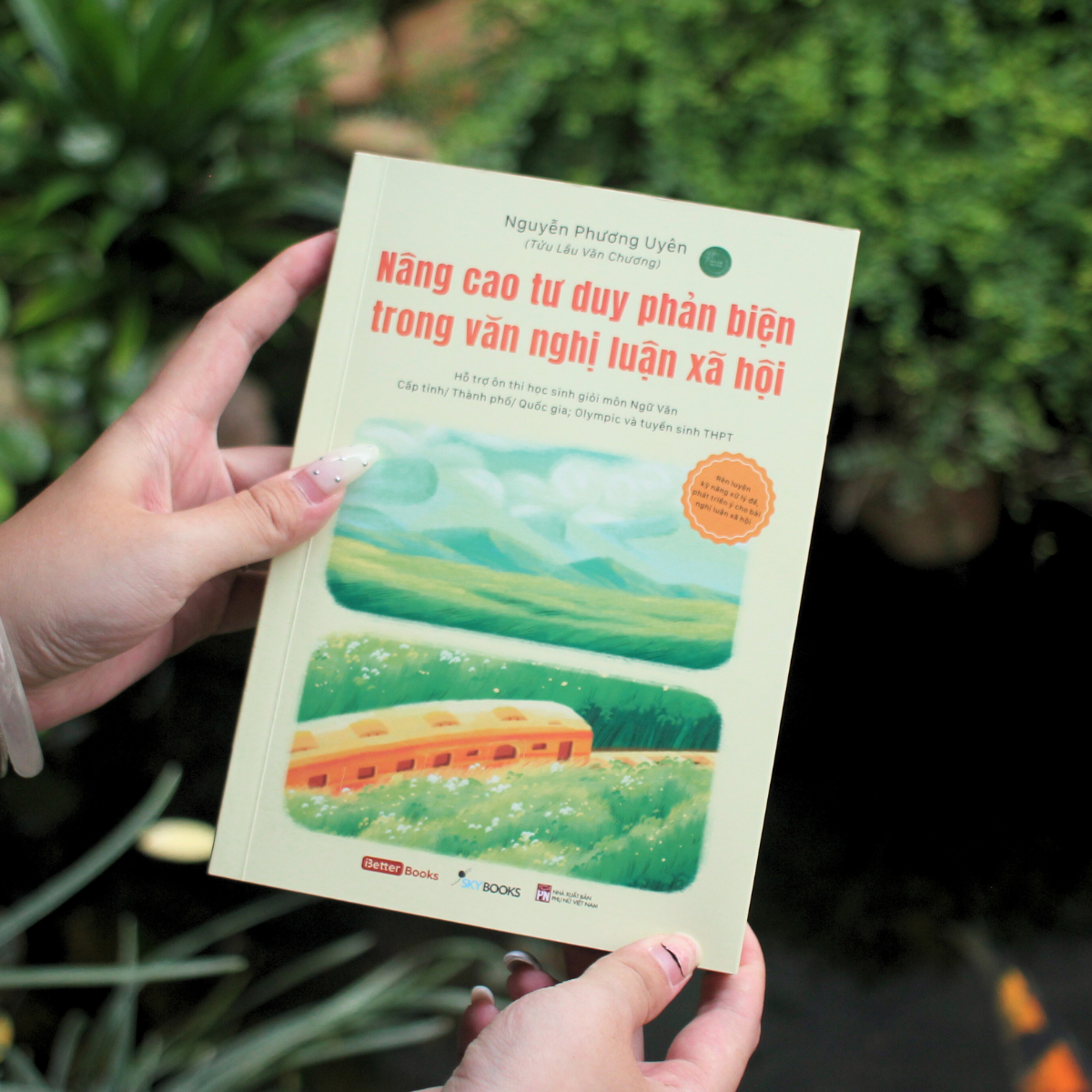 Sách Nâng Cao Tư Duy Phản Biện Trong Văn Nghị Luận Xã Hội