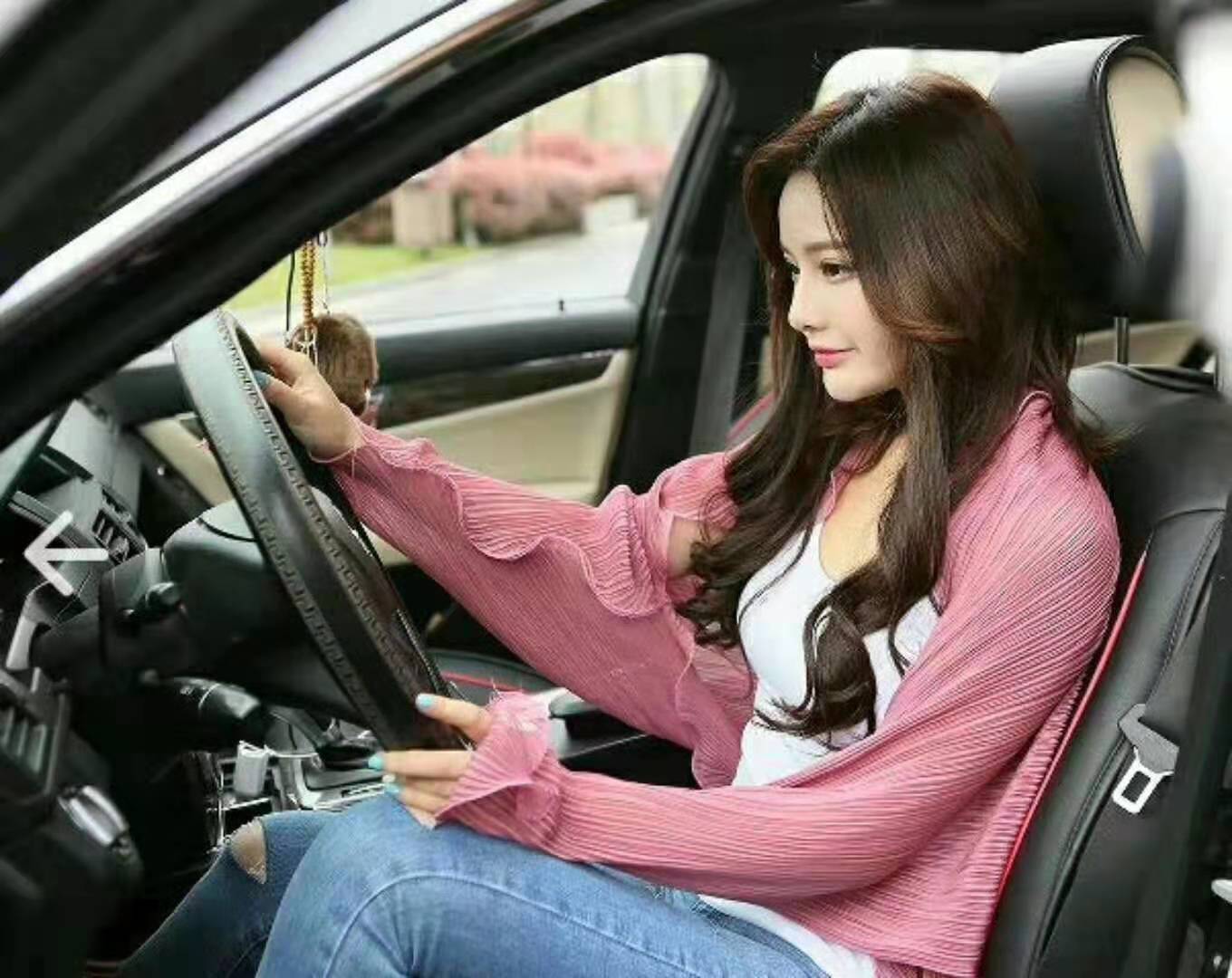 Khăn choàng cho phụ nữ kết hợp áo khoác- khăn choàng đi biển
