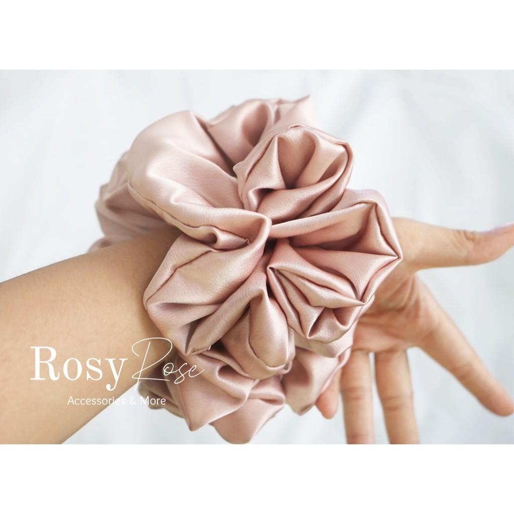 SCRUNCHIES DÂY CỘT TÓC HANDMADE CAO CẤP ROSY ROSE' - LỤA SATIN CREAMY - SIZE XL