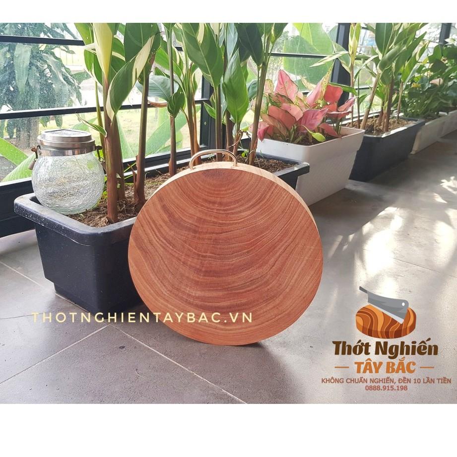 Thớt thái gỗ nghiến đường kính 29cm dầy 3cm