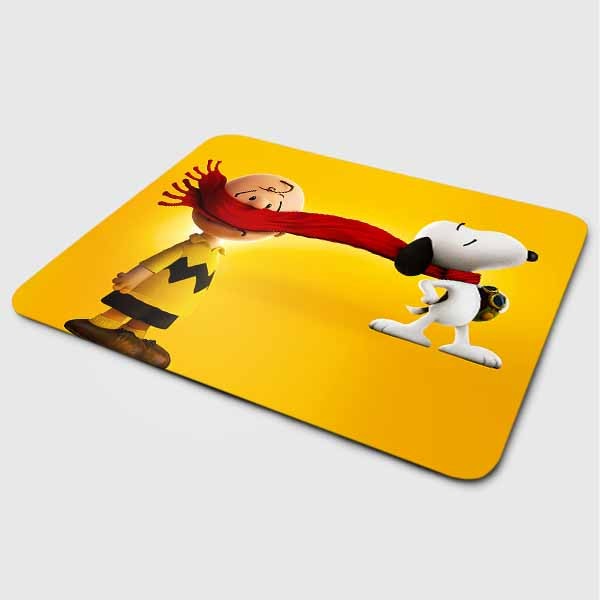 Miếng lót chuột mẫu Cún Snoopy Nền Vàng (20x24 cm) - Hàng Chính Hãng