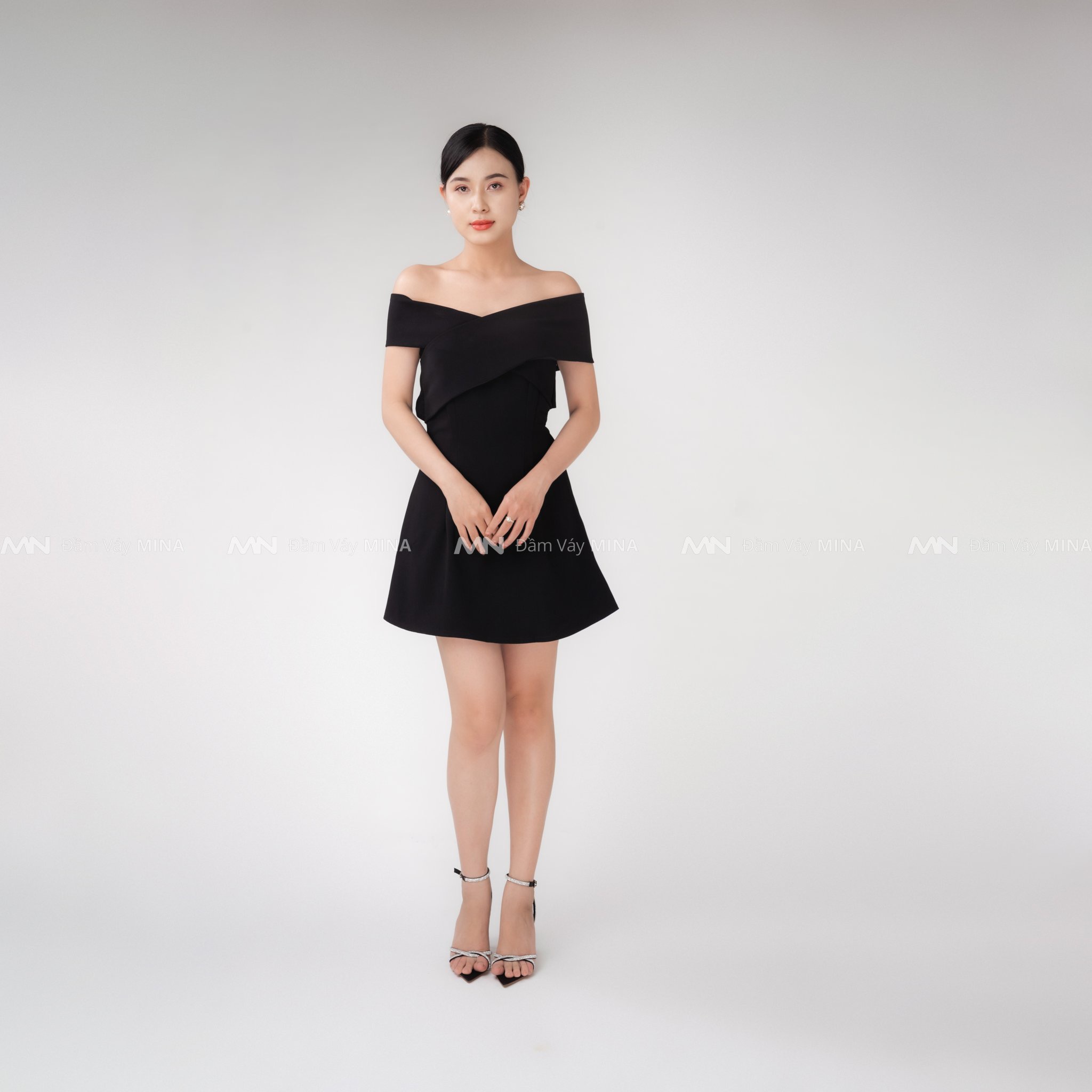 Đầm dáng suông đen tuyết mưa chéo vai dự tiệc đi chơi dạo phố công sở - MN138 - Đầm Váy Mina