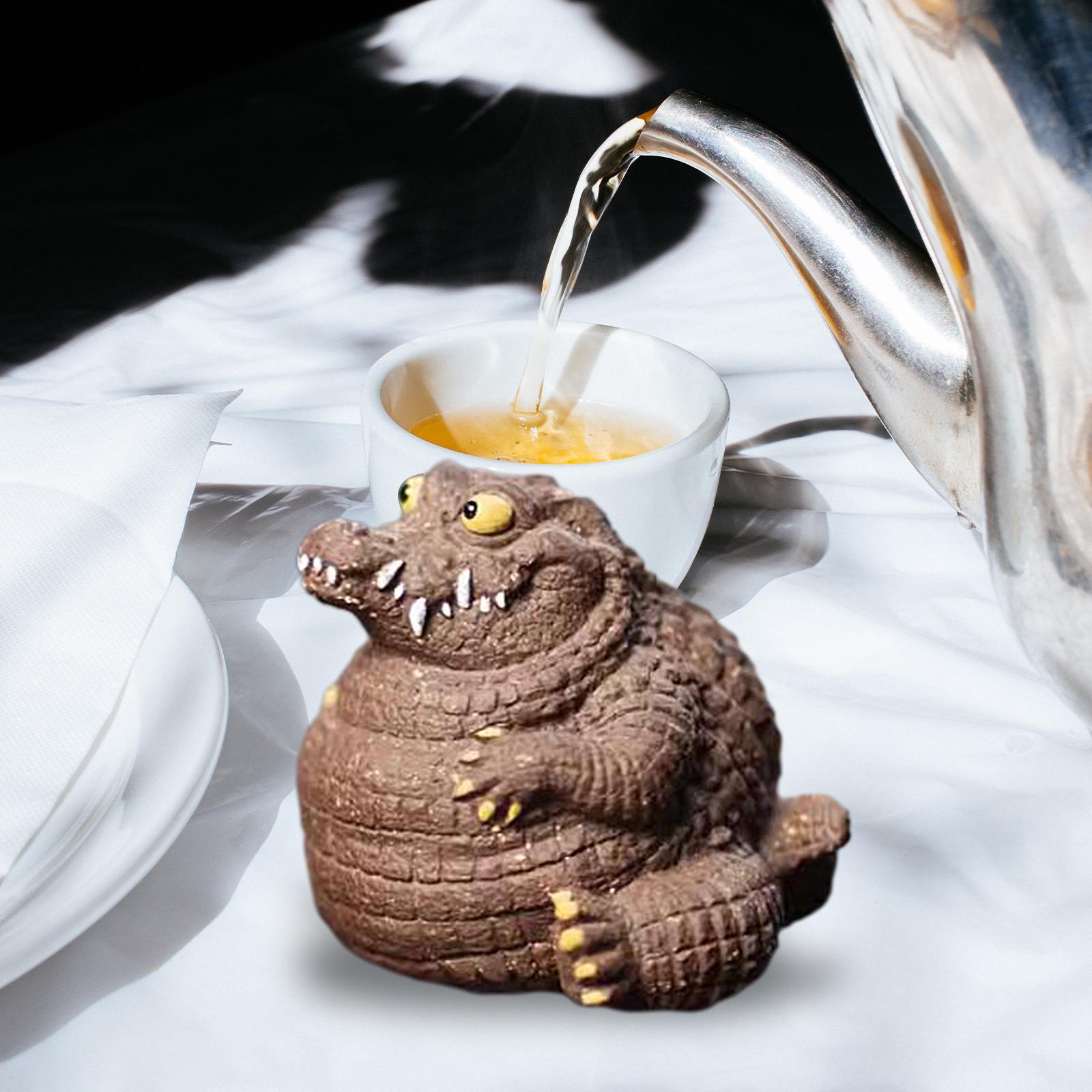 Crocodile Statue Tea Pet Ornament for Cabinet Tea Decoration Tea Accessories