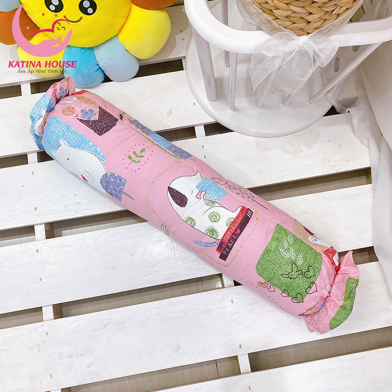Gối ôm cho bé 70cm vải Cotton Satin Hàn Quốc êm mềm, mát, nhiều họa tiết hình thú đáng yêu giúp bé ngủ ngon