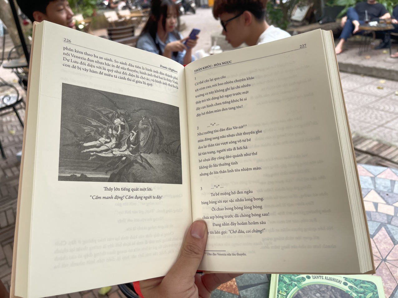 THẦN KHÚC - Dante Alighieri - Đình Chẩn dịch – NXB Hồng Đức