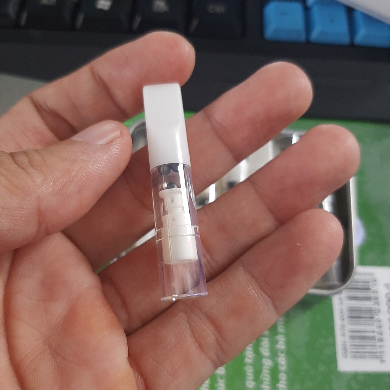 Hộp 18 đầu lọc thuốc lá tinh thể nano bảo vệ sức khỏe, hộp thiếc sang trọng