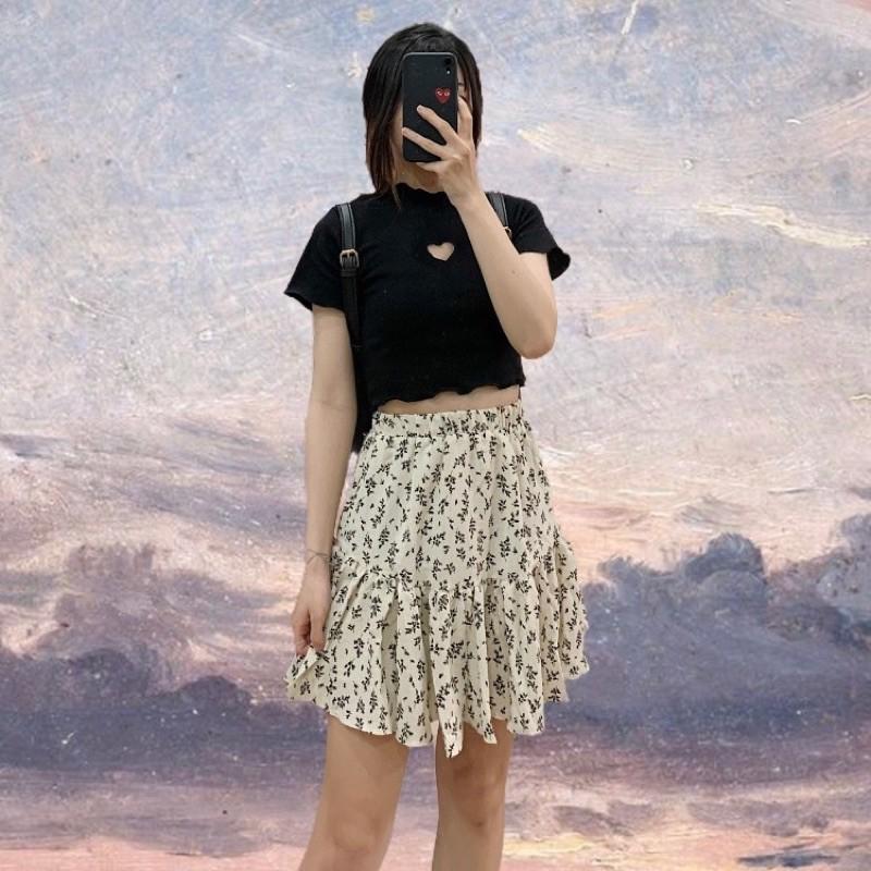Chân váy hoa nhí ngắn xoè