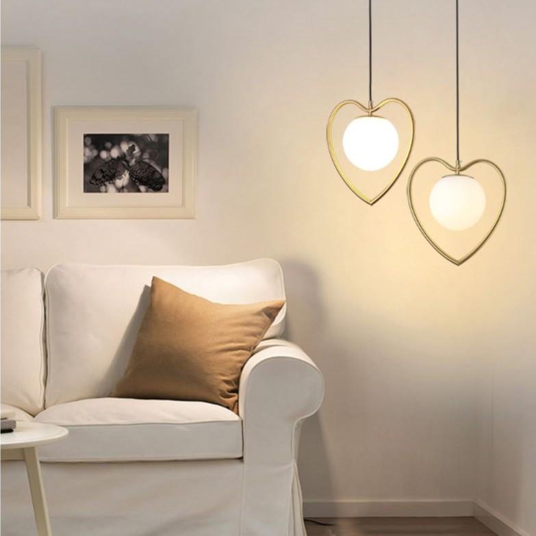 Đèn thả GUNPO chao thủy tinh địa cầu, khung mạ vàng hình trái tim độc đáo - kèm bóng LED chuyên dụng .