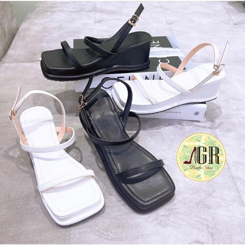 Sandal xuồng 2 quai mảnh khoá gài cao 5 cm