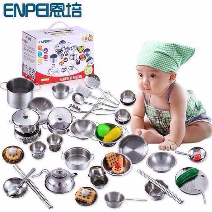 Bộ xoong nồi, bát, đũa và đồ dùng nấu ăn 40 chi tiết inox cho trẻ thỏa sức vui chơi, sáng tạo