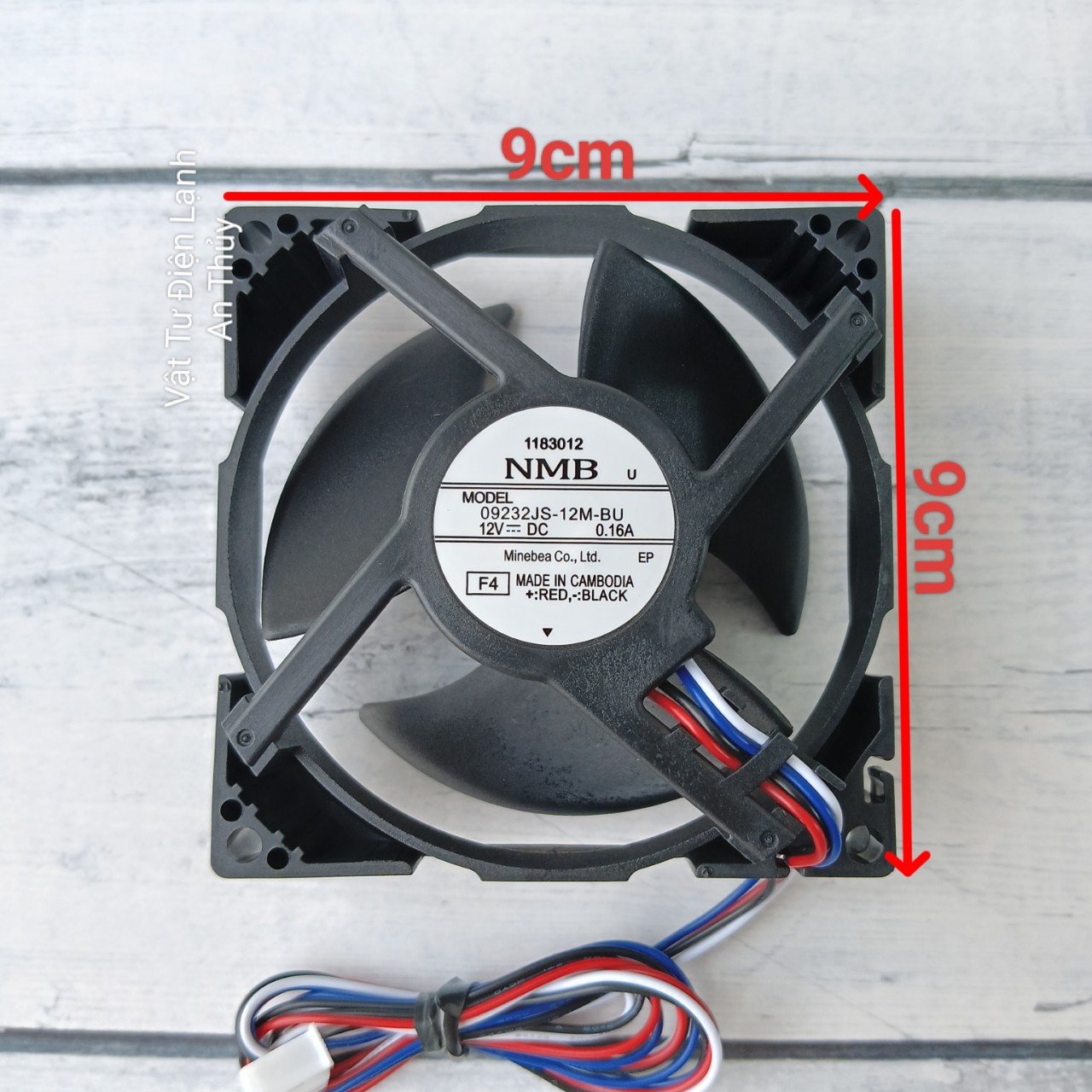 Quạt tủ lạnh SHARP 12V 4 dây kích thước 9cm x 9cm (HÀNG HÃNG) MODEL 09232JS-12M-BU