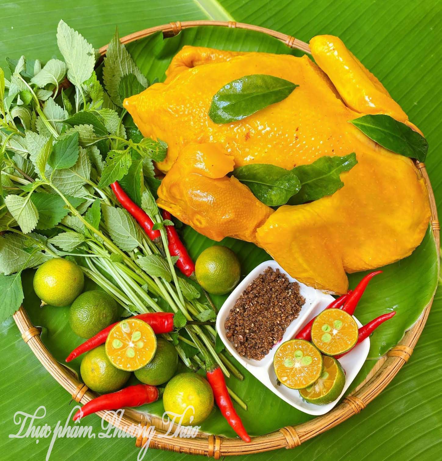Gà nguyên con ủ muối hoa tiêu 1kg
