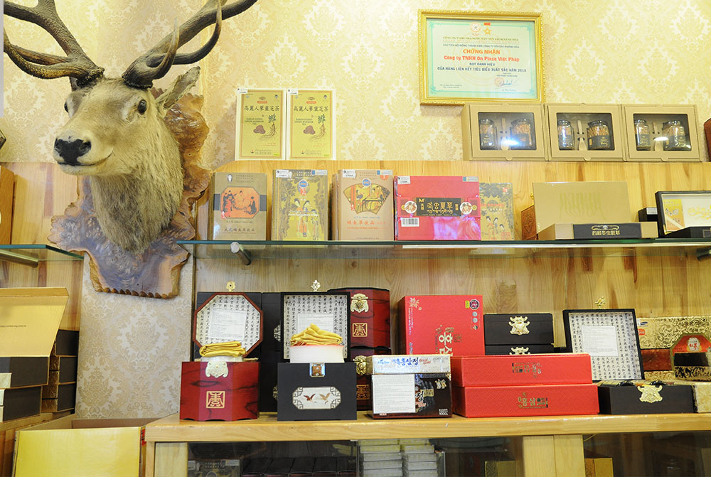 Cao hồng sâm hoàng hậu HÀN QUỐC loại đặc biệt 500g NS038