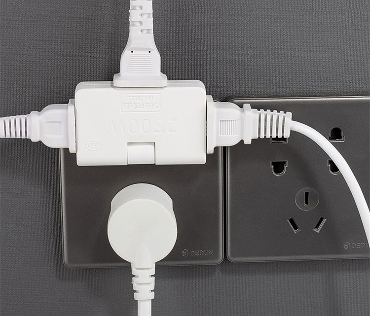 Bộ Chia Ổ Cắm Điện Dẹp 1 Ra 3 2500W Xoay 180 Độ