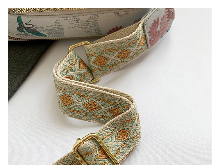 Túi đeo chéo nữ phong cách dễ thương – BEE GEE DCNU1091