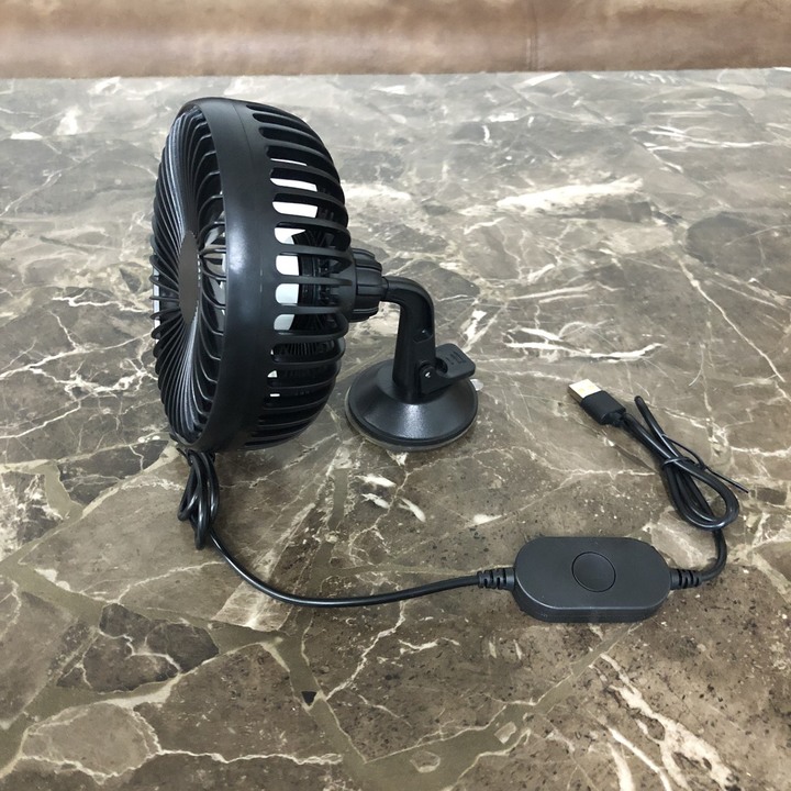 Quạt máy đơn mini trên ô tô gắn taplo và kính R-8039, công suất 6W, 3 chế độ gió, quạt êm, dễ sử dụng