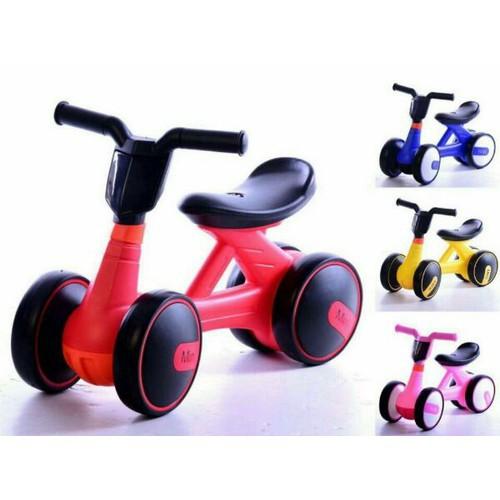 Xe bơi Mini bike. Chòi chân- Giữ thăng bằng cho bé